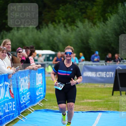 30.08.2026 - Elbe Triathlon Hamburg LAZAROV Photography http://msf.ph/oto/10069277 30.08.2026 12:35:05 Ziel 1704 meine-sportfotos.de