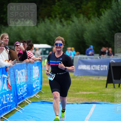 30.08.2026 - Elbe Triathlon Hamburg LAZAROV Photography http://msf.ph/oto/10069281 30.08.2026 12:35:05 Ziel 1704 meine-sportfotos.de
