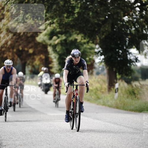 30.08.2026 - Elbe Triathlon Hamburg Michael Burmester http://msf.ph/oto/10069285 30.08.2026 09:41:02 Radfahren 251, 294, 341, 347, 382, 581, 802 meine-sportfotos.de