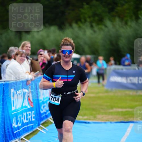 30.08.2026 - Elbe Triathlon Hamburg LAZAROV Photography http://msf.ph/oto/10069292 30.08.2026 12:35:06 Ziel 1674, 1704 meine-sportfotos.de