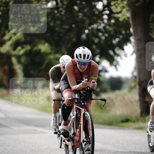 30.08.2026 - Elbe Triathlon Hamburg Michael Burmester http://msf.ph/oto/10069293 30.08.2026 09:41:04 Radfahren 251, 294, 341, 347, 382, 563, 581, 756, 802, 1896 meine-sportfotos.de