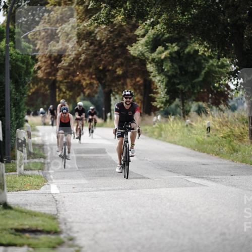 30.08.2026 - Elbe Triathlon Hamburg Michael Burmester http://msf.ph/oto/10069294 30.08.2026 09:41:06 Radfahren 251, 294, 341, 347, 563, 581, 595, 756, 802, 1896 meine-sportfotos.de