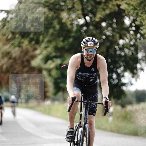 30.08.2026 - Elbe Triathlon Hamburg Michael Burmester http://msf.ph/oto/10069303 30.08.2026 09:41:12 Radfahren 359, 540, 563, 595, 756, 768, 802, 1896 meine-sportfotos.de