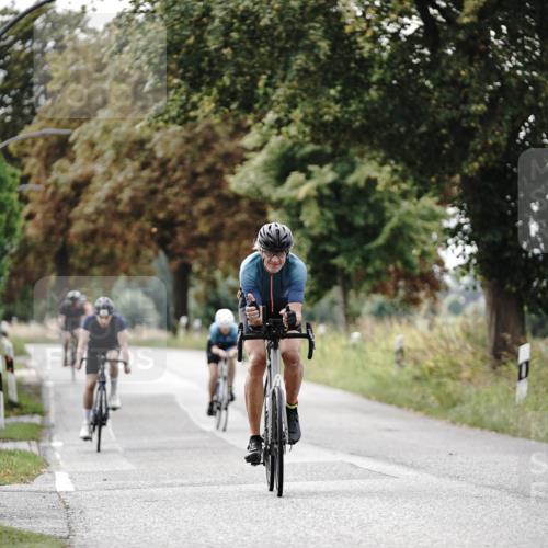 30.08.2026 - Elbe Triathlon Hamburg Michael Burmester http://msf.ph/oto/10069305 30.08.2026 09:41:14 Radfahren 359, 540, 563, 595, 603, 756, 768 meine-sportfotos.de