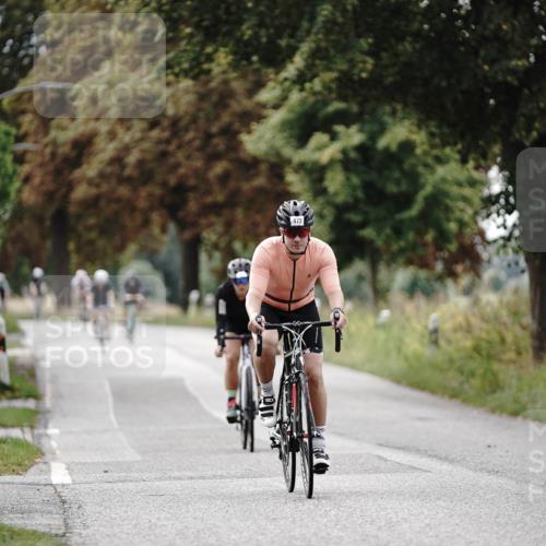 30.08.2026 - Elbe Triathlon Hamburg Michael Burmester http://msf.ph/oto/10069327 30.08.2026 09:41:23 Radfahren 287, 472, 603, 880, 887 meine-sportfotos.de