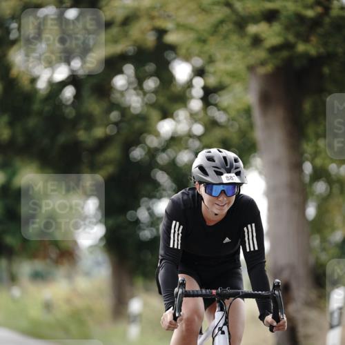 30.08.2026 - Elbe Triathlon Hamburg Michael Burmester http://msf.ph/oto/10069332 30.08.2026 09:41:26 Radfahren 287, 310, 472, 880, 887 meine-sportfotos.de