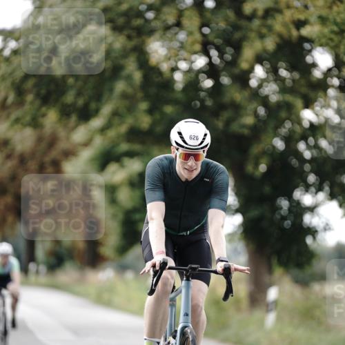 30.08.2026 - Elbe Triathlon Hamburg Michael Burmester http://msf.ph/oto/10069351 30.08.2026 09:41:35 Radfahren 310, 325, 513, 626 meine-sportfotos.de