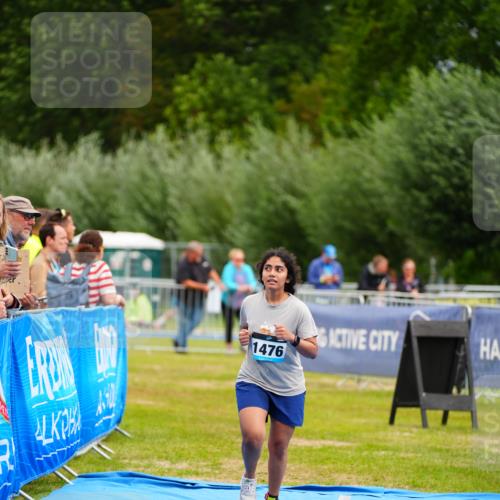 30.08.2026 - Elbe Triathlon Hamburg LAZAROV Photography http://msf.ph/oto/10069358 30.08.2026 12:35:58 Ziel 1476 meine-sportfotos.de