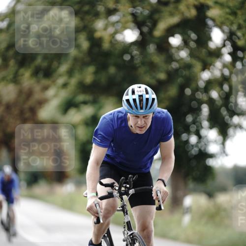 30.08.2026 - Elbe Triathlon Hamburg Michael Burmester http://msf.ph/oto/10069383 30.08.2026 09:41:53 Radfahren 446, 491 meine-sportfotos.de