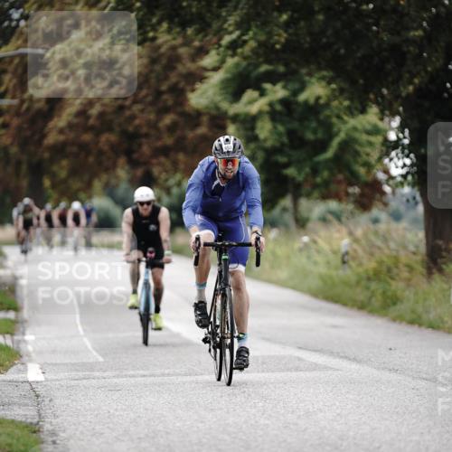 30.08.2026 - Elbe Triathlon Hamburg Michael Burmester http://msf.ph/oto/10069385 30.08.2026 09:41:55 Radfahren 446, 491 meine-sportfotos.de