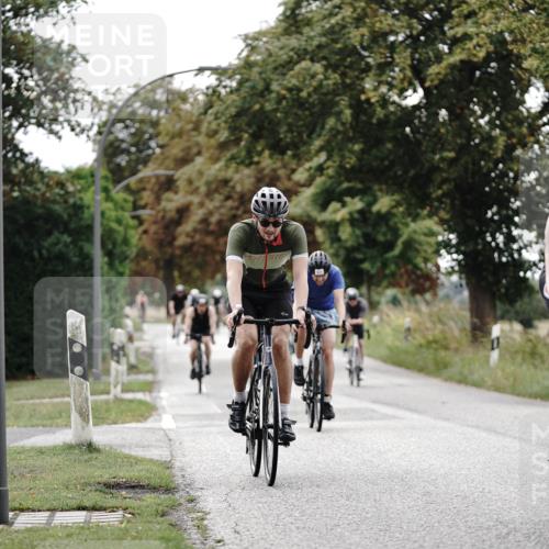 30.08.2026 - Elbe Triathlon Hamburg Michael Burmester http://msf.ph/oto/10069399 30.08.2026 09:42:04 Radfahren 253, 328, 334, 340, 423, 445, 505, 528, 544, 608, 611, 694, 731 meine-sportfotos.de