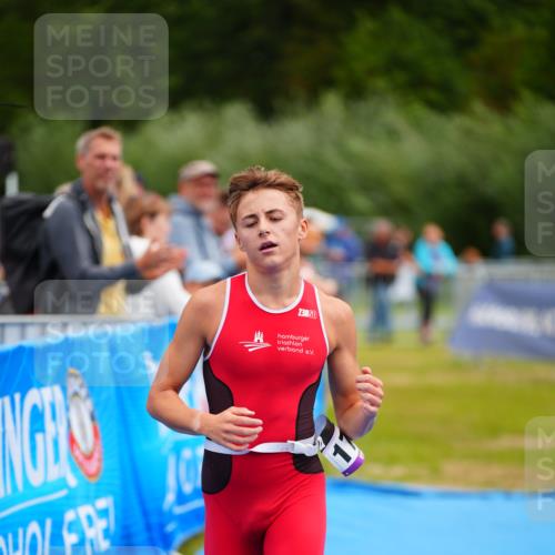 30.08.2026 - Elbe Triathlon Hamburg LAZAROV Photography http://msf.ph/oto/10069427 30.08.2026 12:37:29 Ziel 1736 meine-sportfotos.de