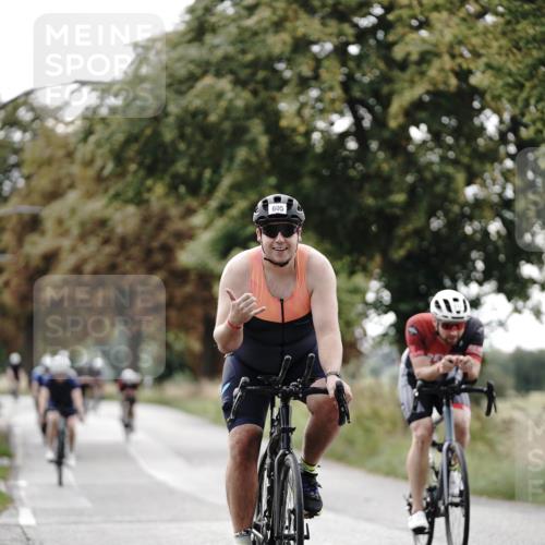 30.08.2026 - Elbe Triathlon Hamburg Michael Burmester http://msf.ph/oto/10069430 30.08.2026 09:42:17 Radfahren 357, 417, 605, 613, 631, 665, 697, 698 meine-sportfotos.de