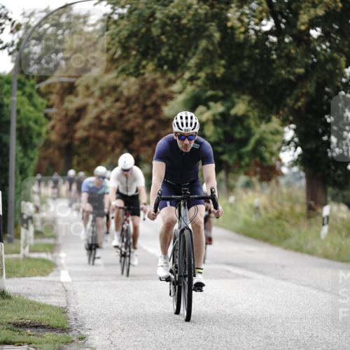 30.08.2026 - Elbe Triathlon Hamburg Michael Burmester http://msf.ph/oto/10069434 30.08.2026 09:42:20 Radfahren 357, 417, 503, 506, 605, 607, 613, 631, 665, 689, 697, 698 meine-sportfotos.de