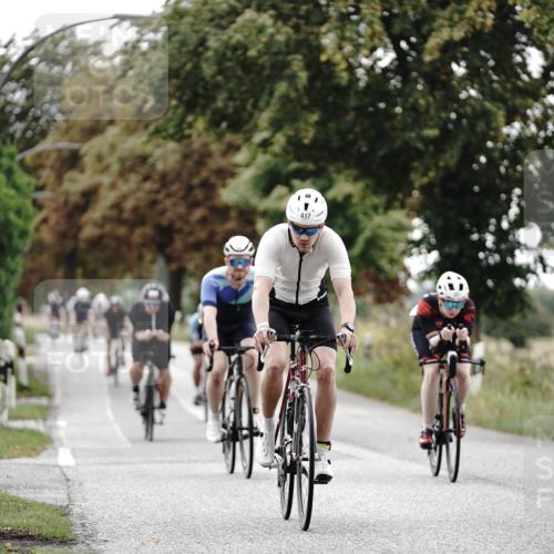 30.08.2026 - Elbe Triathlon Hamburg Michael Burmester http://msf.ph/oto/10069438 30.08.2026 09:42:21 Radfahren 357, 417, 503, 506, 607, 631, 665, 689, 697, 698 meine-sportfotos.de