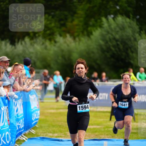 30.08.2026 - Elbe Triathlon Hamburg LAZAROV Photography http://msf.ph/oto/10069445 30.08.2026 12:38:36 Ziel 1594, 1641 meine-sportfotos.de