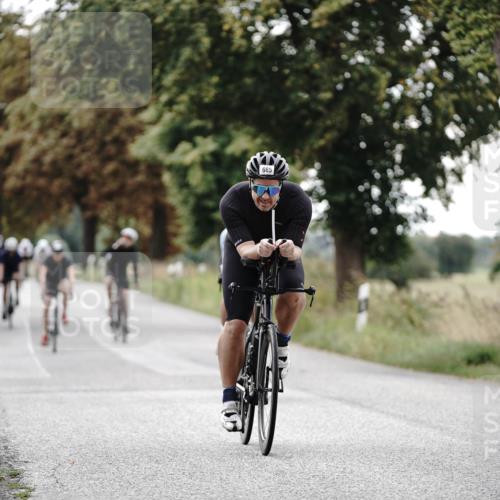 30.08.2026 - Elbe Triathlon Hamburg Michael Burmester http://msf.ph/oto/10069448 30.08.2026 09:42:23 Radfahren 261, 357, 417, 503, 506, 607, 631, 665, 689, 697, 698 meine-sportfotos.de