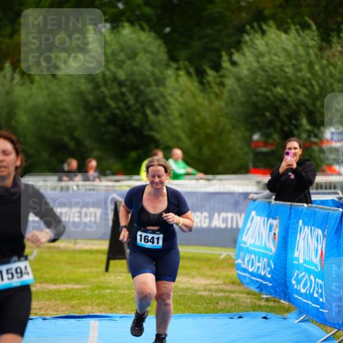 30.08.2026 - Elbe Triathlon Hamburg LAZAROV Photography http://msf.ph/oto/10069452 30.08.2026 12:38:37 Ziel 1594, 1641 meine-sportfotos.de