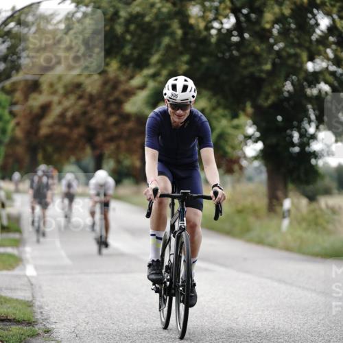 30.08.2026 - Elbe Triathlon Hamburg Michael Burmester http://msf.ph/oto/10069454 30.08.2026 09:42:28 Radfahren 261, 324, 503, 506, 571, 579, 607, 689, 741 meine-sportfotos.de