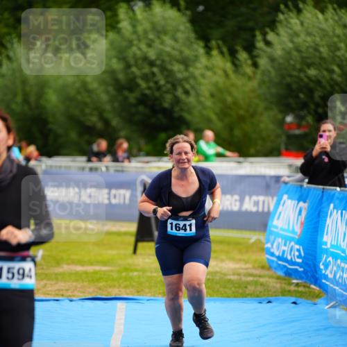 30.08.2026 - Elbe Triathlon Hamburg LAZAROV Photography http://msf.ph/oto/10069458 30.08.2026 12:38:37 Ziel 1594, 1641 meine-sportfotos.de