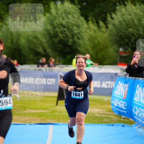 30.08.2026 - Elbe Triathlon Hamburg LAZAROV Photography http://msf.ph/oto/10069459 30.08.2026 12:38:37 Ziel 1594, 1641 meine-sportfotos.de