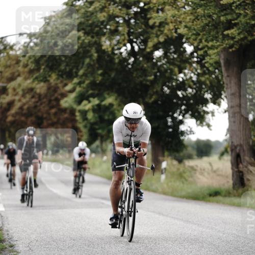 30.08.2026 - Elbe Triathlon Hamburg Michael Burmester http://msf.ph/oto/10069460 30.08.2026 09:42:30 Radfahren 261, 324, 506, 571, 579, 689, 741 meine-sportfotos.de