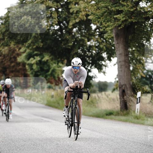30.08.2026 - Elbe Triathlon Hamburg Michael Burmester http://msf.ph/oto/10069482 30.08.2026 09:42:41 Radfahren 510, 543, 580, 596, 886 meine-sportfotos.de