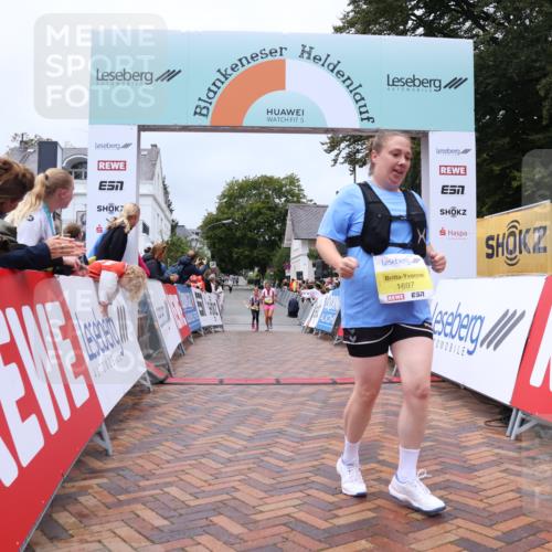 30.08.2026 - Blankeneser Heldenlauf Lena Gebhardt http://msf.ph/oto/10069488 30.08.2026 10:04:15 Ziel 1697 meine-sportfotos.de