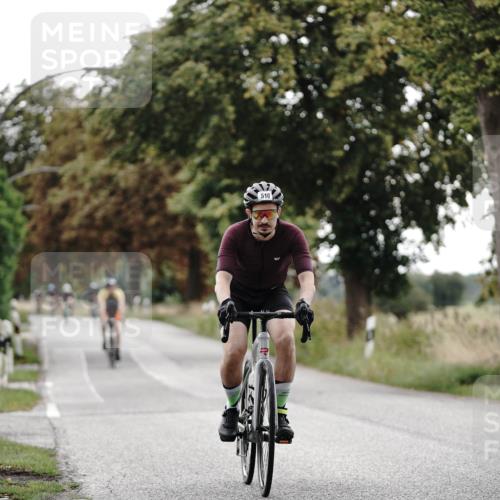 30.08.2026 - Elbe Triathlon Hamburg Michael Burmester http://msf.ph/oto/10069493 30.08.2026 09:42:44 Radfahren 510, 580, 596, 886 meine-sportfotos.de
