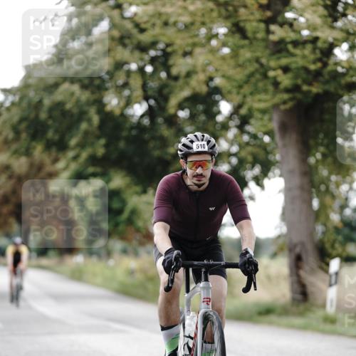 30.08.2026 - Elbe Triathlon Hamburg Michael Burmester http://msf.ph/oto/10069494 30.08.2026 09:42:45 Radfahren 510, 580, 596, 886, 976 meine-sportfotos.de