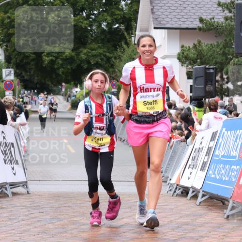 30.08.2026 - Blankeneser Heldenlauf Lena Gebhardt http://msf.ph/oto/10069512 30.08.2026 10:04:20 Ziel 1557, 1566, 1697 meine-sportfotos.de