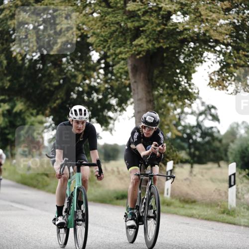 30.08.2026 - Elbe Triathlon Hamburg Michael Burmester http://msf.ph/oto/10069517 30.08.2026 09:42:54 Radfahren 275, 331, 383, 527, 734, 976 meine-sportfotos.de
