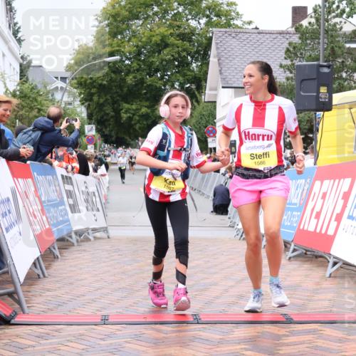 30.08.2026 - Blankeneser Heldenlauf Lena Gebhardt http://msf.ph/oto/10069521 30.08.2026 10:04:21 Ziel 1557, 1566, 1697 meine-sportfotos.de