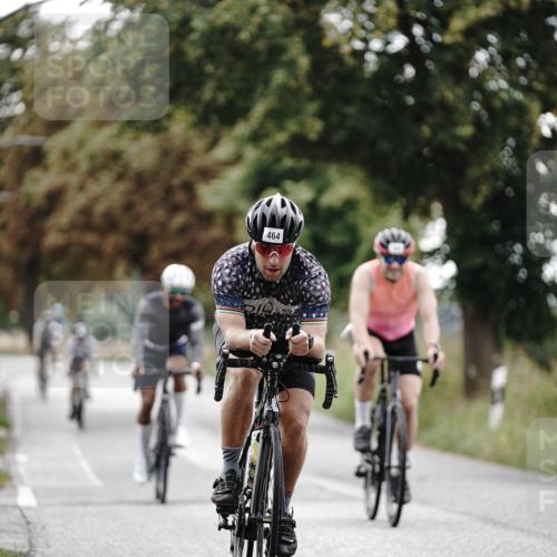 30.08.2026 - Elbe Triathlon Hamburg Michael Burmester http://msf.ph/oto/10069524 30.08.2026 09:43:03 Radfahren 366, 464, 526, 569, 590, 881 meine-sportfotos.de