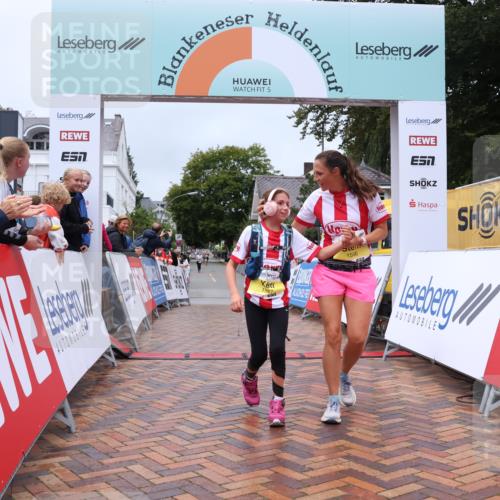 30.08.2026 - Blankeneser Heldenlauf Lena Gebhardt http://msf.ph/oto/10069537 30.08.2026 10:04:23 Ziel 1557, 1566 meine-sportfotos.de
