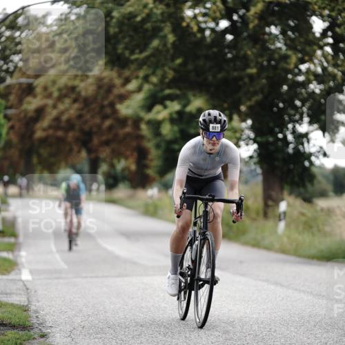 30.08.2026 - Elbe Triathlon Hamburg Michael Burmester http://msf.ph/oto/10069540 30.08.2026 09:43:09 Radfahren 201, 366, 881 meine-sportfotos.de