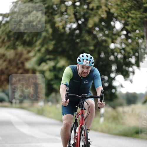 30.08.2026 - Elbe Triathlon Hamburg Michael Burmester http://msf.ph/oto/10069549 30.08.2026 09:43:12 Radfahren 201, 678 meine-sportfotos.de