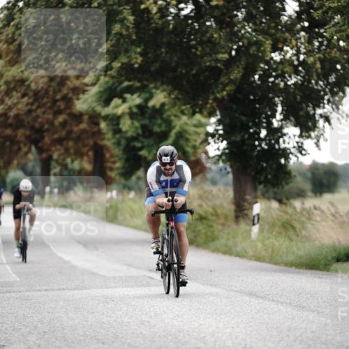 30.08.2026 - Elbe Triathlon Hamburg Michael Burmester http://msf.ph/oto/10069552 30.08.2026 09:43:19 Radfahren 290, 390, 481, 667, 678 meine-sportfotos.de