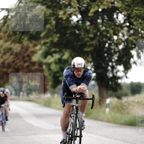 30.08.2026 - Elbe Triathlon Hamburg Michael Burmester http://msf.ph/oto/10069560 30.08.2026 09:43:23 Radfahren 290, 390, 481, 667, 780, 863 meine-sportfotos.de