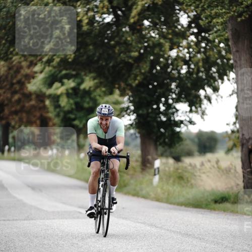 30.08.2026 - Elbe Triathlon Hamburg Michael Burmester http://msf.ph/oto/10069589 30.08.2026 09:43:35 Radfahren 264, 348, 624, 641, 647, 722, 746, 747 meine-sportfotos.de