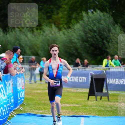 30.08.2026 - Elbe Triathlon Hamburg LAZAROV Photography http://msf.ph/oto/10069601 30.08.2026 12:40:21 Ziel 1725 meine-sportfotos.de