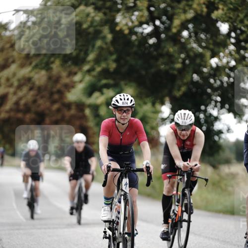 30.08.2026 - Elbe Triathlon Hamburg Michael Burmester http://msf.ph/oto/10069610 30.08.2026 09:43:47 Radfahren 315, 374, 656, 799, 874 meine-sportfotos.de