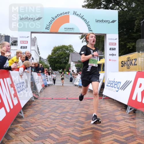 30.08.2026 - Blankeneser Heldenlauf Lena Gebhardt http://msf.ph/oto/10069612 30.08.2026 10:04:37 Ziel 5635, 5879 meine-sportfotos.de