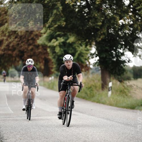 30.08.2026 - Elbe Triathlon Hamburg Michael Burmester http://msf.ph/oto/10069614 30.08.2026 09:43:48 Radfahren 315, 374, 656, 658, 799, 874 meine-sportfotos.de