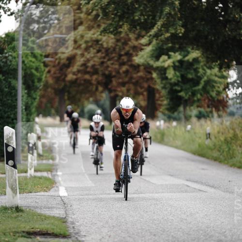 30.08.2026 - Elbe Triathlon Hamburg Michael Burmester http://msf.ph/oto/10069634 30.08.2026 09:44:06 Radfahren 335, 380, 433, 638, 771, 879, 950 meine-sportfotos.de