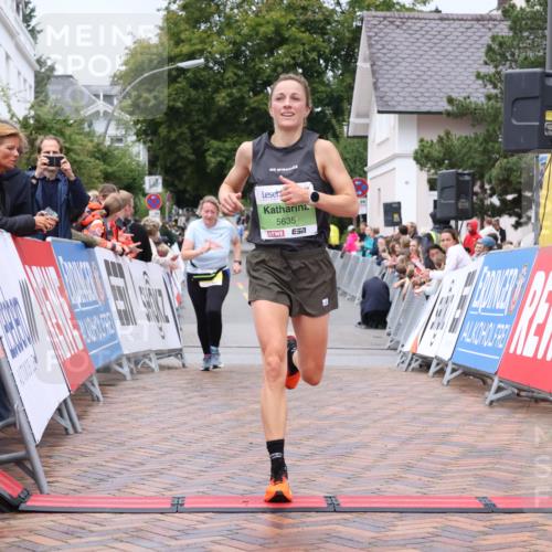 30.08.2026 - Blankeneser Heldenlauf Lena Gebhardt http://msf.ph/oto/10069639 30.08.2026 10:04:40 Ziel 5635, 5879 meine-sportfotos.de