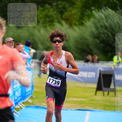 30.08.2026 - Elbe Triathlon Hamburg LAZAROV Photography http://msf.ph/oto/10069651 30.08.2026 12:40:36 Ziel 1634, 1739 meine-sportfotos.de