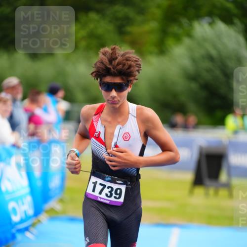 30.08.2026 - Elbe Triathlon Hamburg LAZAROV Photography http://msf.ph/oto/10069660 30.08.2026 12:40:37 Ziel 1634, 1739 meine-sportfotos.de