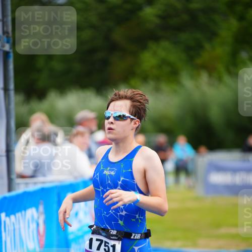 30.08.2026 - Elbe Triathlon Hamburg LAZAROV Photography http://msf.ph/oto/10069703 30.08.2026 12:40:49 Ziel 1751 meine-sportfotos.de