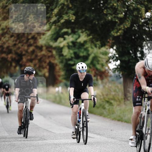 30.08.2026 - Elbe Triathlon Hamburg Michael Burmester http://msf.ph/oto/10069735 30.08.2026 09:44:56 Radfahren 452, 495, 636, 664, 701, 769, 864 meine-sportfotos.de